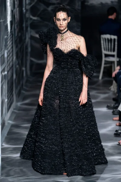 Look 53